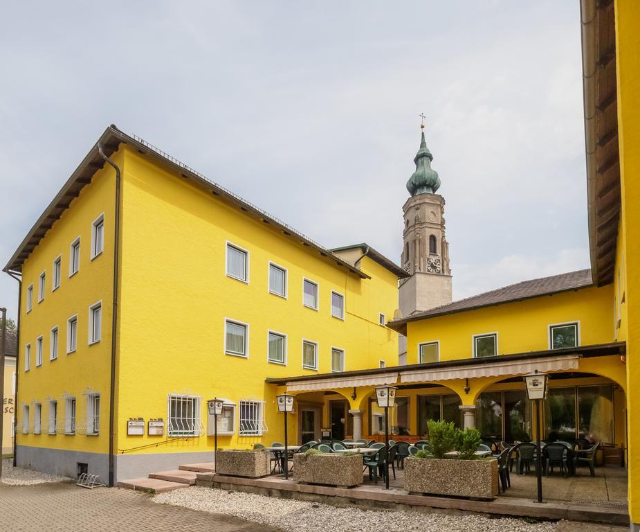 Stiftsgasthof Hochburg Luaran gambar